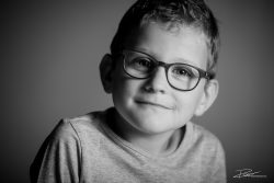 Familie Portret zoon zwartwit kind-3
