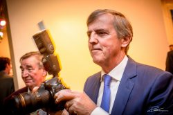 VVD corifee Loek Hermans als fotograaf