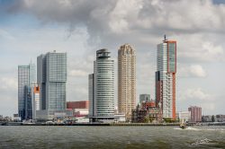 PortofRotterdam-Port Authority op WIlhelminapier