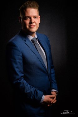 Portret tijdens LinkedIn profielfotoshoot