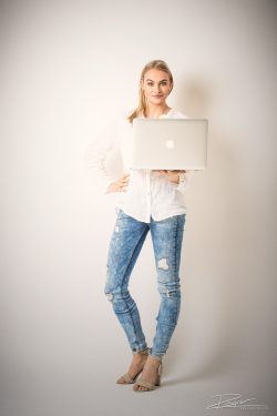 Model - expression - computer Tess