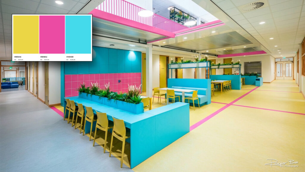 Vrolijke AI-interieurvariant met felle kleuren en speelse accenten, ontwikkeld door fotograaf Rogier Bos.